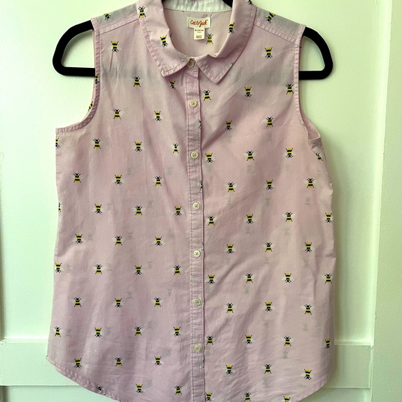 Girl’s light pink bee short. - Picture 1 of 4